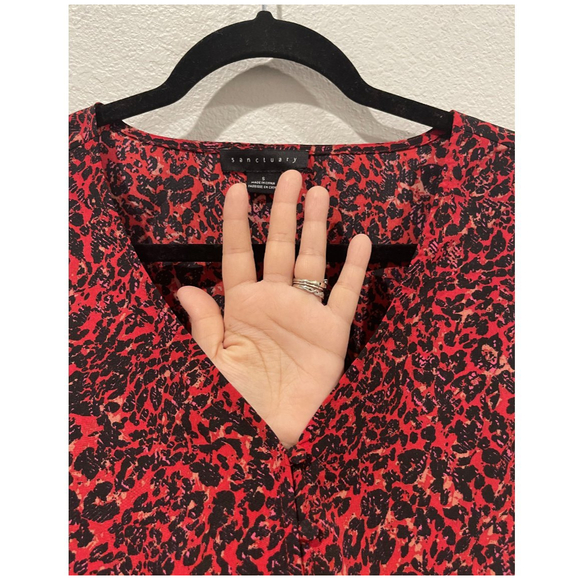 SANCTUARY V-Neck Leopard Print Red Blouse - Picture 3 of 6